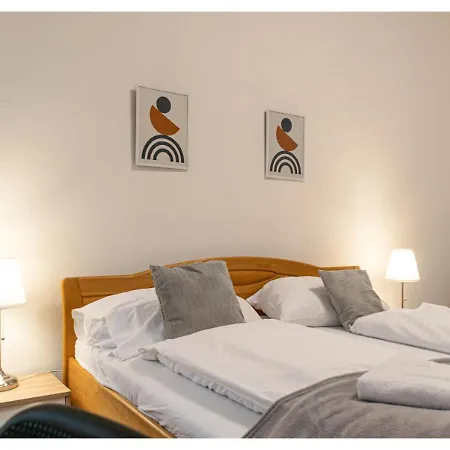 Family-Friendly 2Br Apt.-Perfect For Longstays Wenen Buitenkant foto
