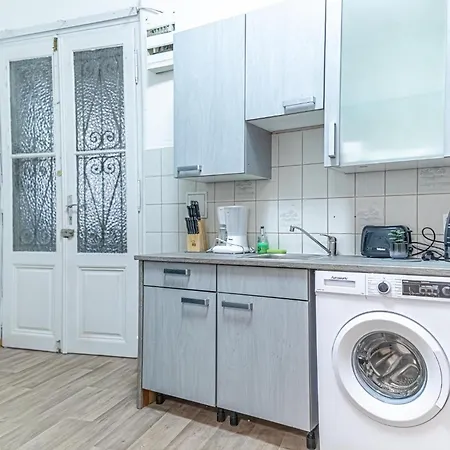 Family-Friendly 2Br Apt.-Perfect For Longstays Wenen Buitenkant foto
